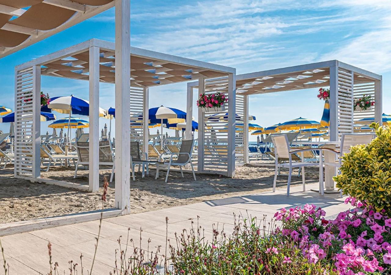 Hotel Adria Milano Marittima Kültér fotó