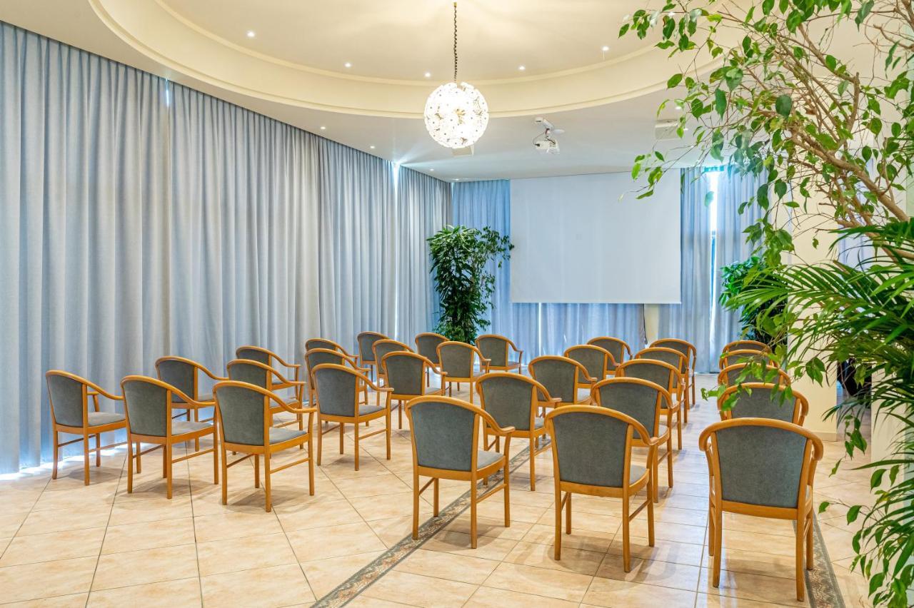 Hotel Adria Milano Marittima Kültér fotó