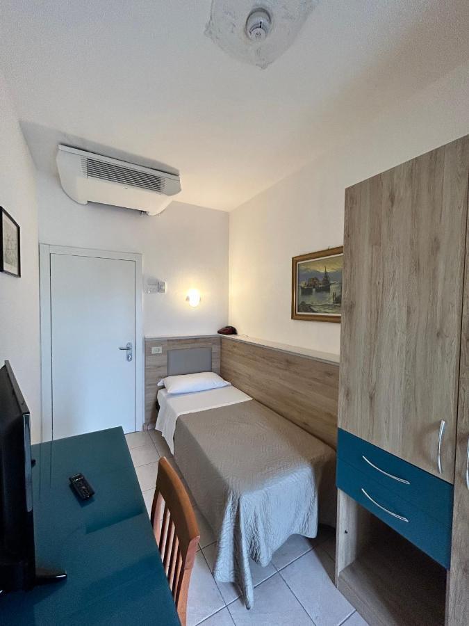 Hotel Adria Milano Marittima Kültér fotó