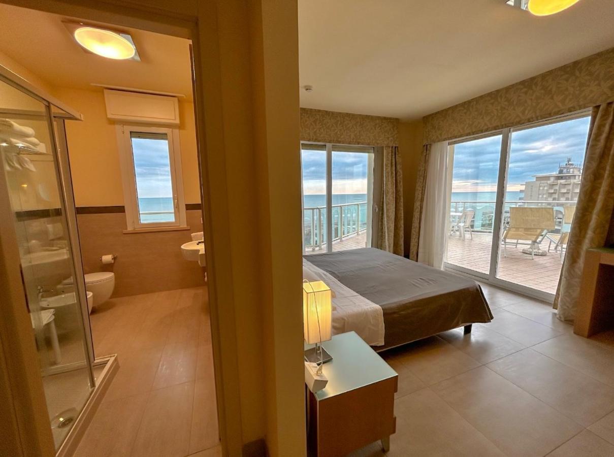 Hotel Adria Milano Marittima Kültér fotó